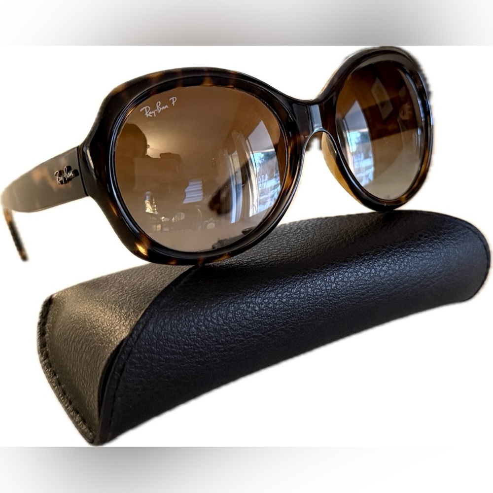 Ray-Ban RB4191 Polarized Tortoise Sunglasses with Gradient Lenses - Picture 10 of 16